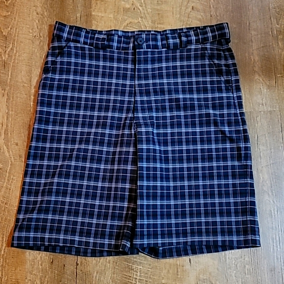 Gently Loved plaid Under Armor shorts 36 waist men's gray and black in color - Picture 1 of 14